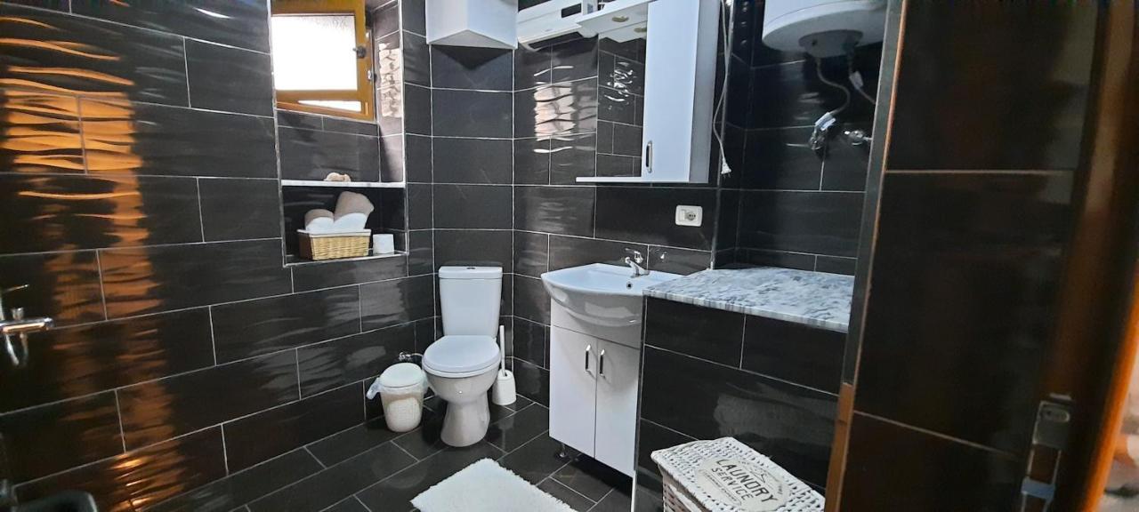 Apartament Clara Permet Appartement Buitenkant foto