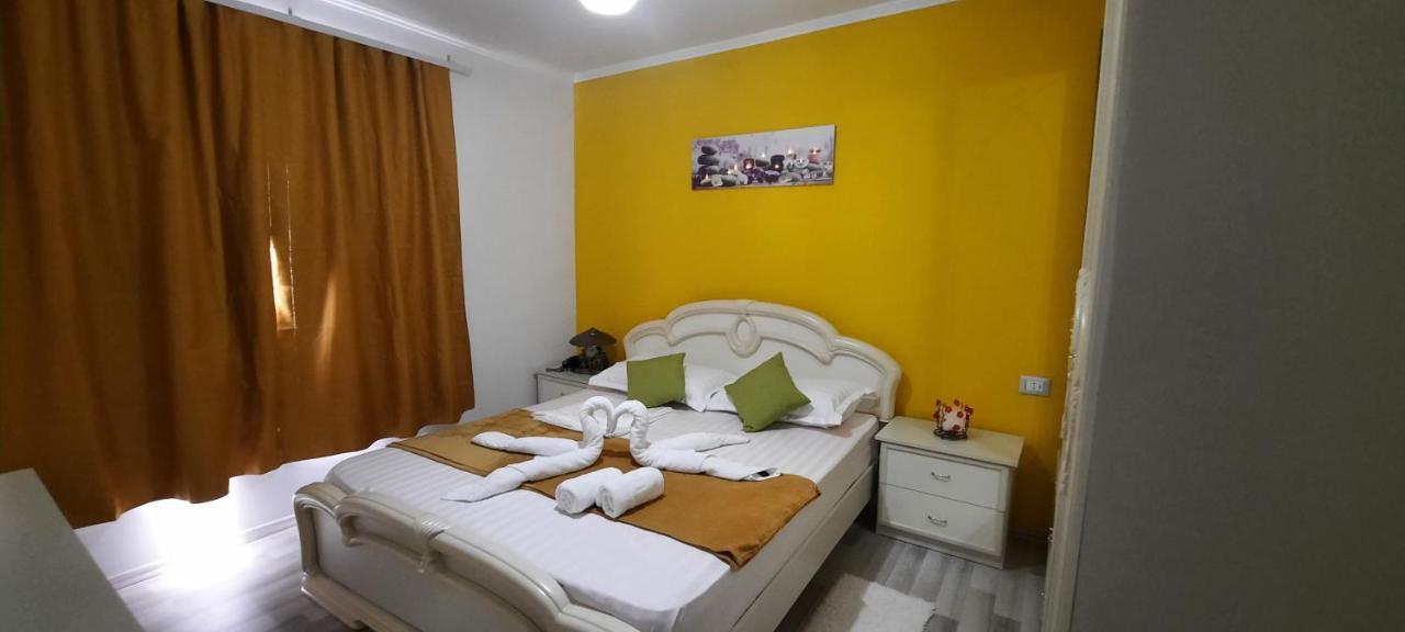 Apartament Clara Permet Appartement Buitenkant foto