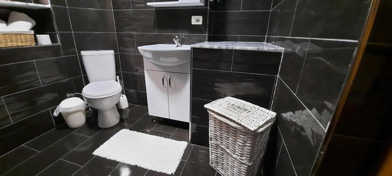 Apartament Clara Permet Appartement Buitenkant foto