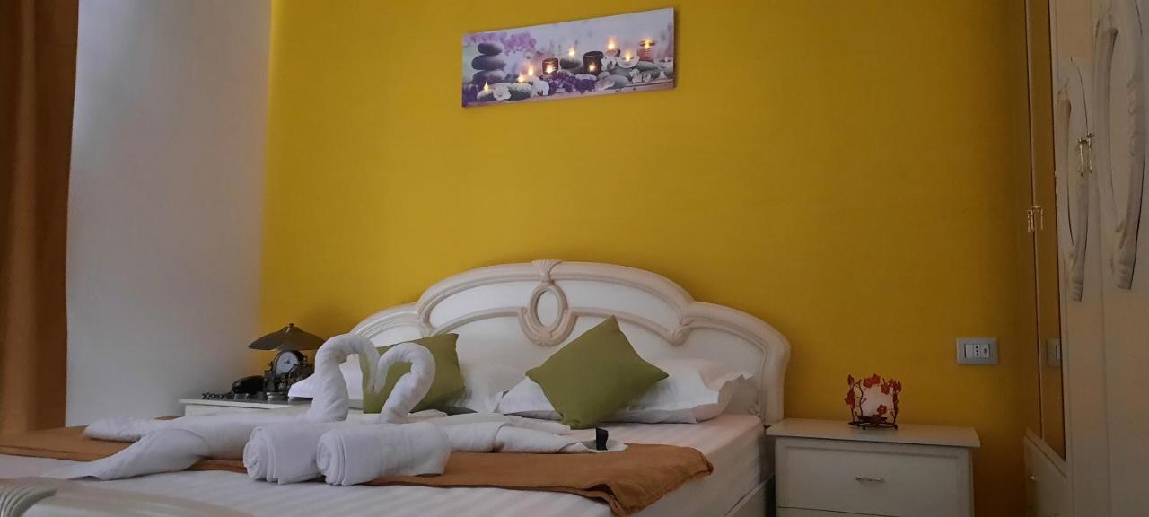 Apartament Clara Permet Appartement Buitenkant foto